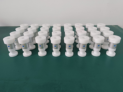 2025-3-5 無(wú)人清掃車(chē)定制夾管閥